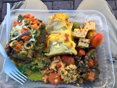 Kim, I love the "comidas por peso" buffets all over Buenos Aires!